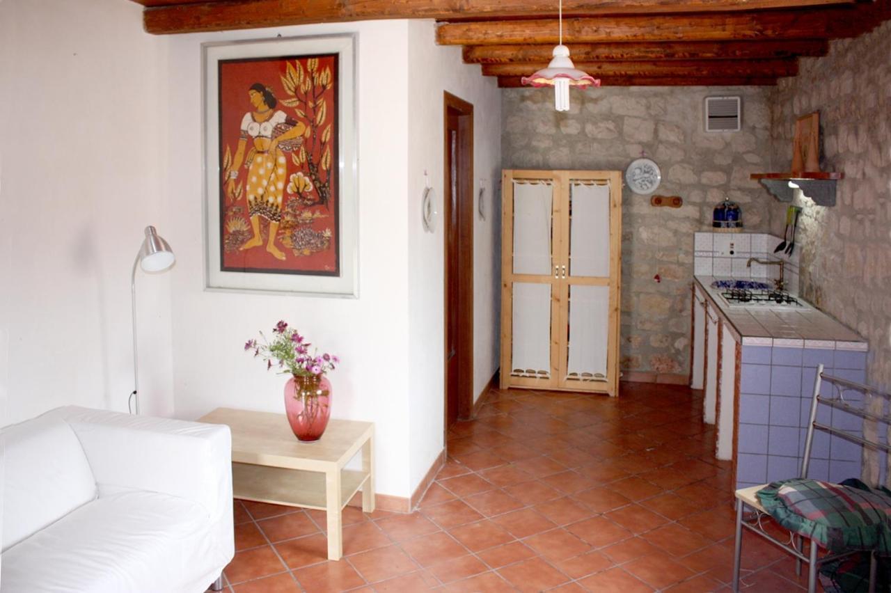 B&B Etico La Casa Di Toti 莫迪卡 外观 照片